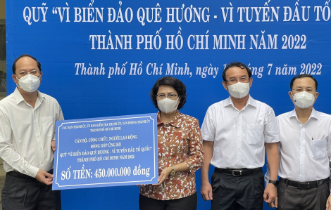 TPHCM ủng hộ gần 550 triệu đồng vì biển đảo