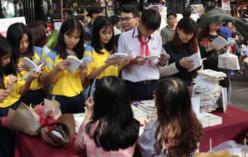 16.000 tựa sách với giá giảm đến 50% đang chờ trẻ nhỏ