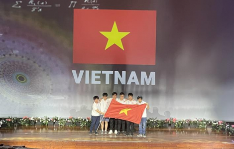 Học sinh Việt Nam đạt điểm tối đa 42/42 tại Olympic Toán quốc tế 2022