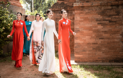 Người đẹp Miss World Vietnam 2022 đẹp rạng ngời trong tà áo dài