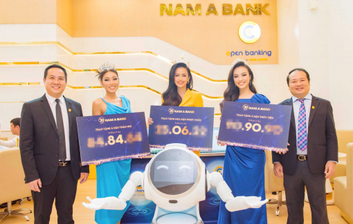 Top 3 Hoa hậu Hoàn vũ Việt Nam 2022 trải nghiệm không gian giao dịch số tại Nam A Bank