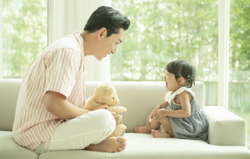 Em chồng có ý gì khi nói con tôi không giống cha?