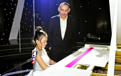 Những đứa trẻ vụt sáng thành “sao”