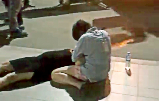 Thai phụ tám tháng bị hành hung phải nhập viện