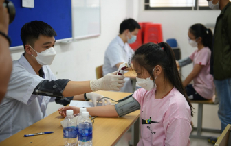 Tiêm vắc xin COVID-19 cho nhóm trẻ nhỏ thấp nhất cả nước, Sở Y tế Hà Nội giục các đơn vị tăng tốc
