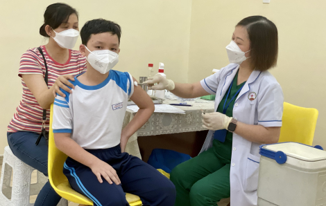 TPHCM: Cập nhật lại số liệu phụ huynh đồng thuận tiêm vắc xin cho học sinh từ 5 đến dưới 18 tuổi