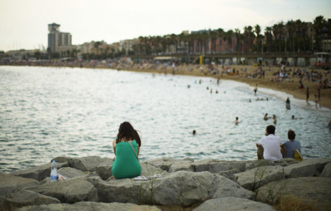 Tây Ban Nha khuyến khích phụ nữ tự tin vào cơ thể khi đi biển