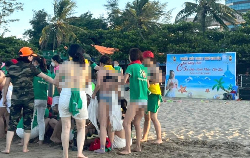 Phạt hành chính đơn vị tổ chức cho du khách cởi áo lót chơi team building