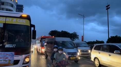 Cao tốc TPHCM - Long Thành - Dầu Giây kẹt khủng khiếp ngày cuối tuần