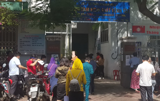 Kỷ luật 4 cán bộ CDC Khánh Hòa liên quan vụ mua kit test