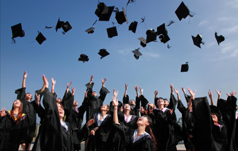 Những lễ tốt nghiệp "độc lạ" ở trường đại học Mỹ