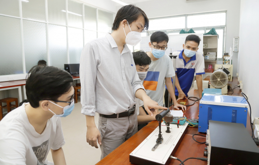 Để học phí đại học không cản bước sinh viên