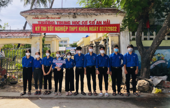 61 học sinh Lý Sơn trượt kỳ thi vào lớp 10 "chờ" giải quyết để tiếp tục học tập trên đảo