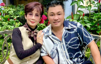 Lý Hùng ngỡ ngàng khi gặp lại Diễm Hương sau gần 30 năm