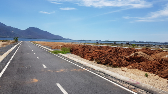 Khánh Hòa: Hàng loạt cán bộ huyện Cam Lâm bị kỷ luật vì để tình trạng phân lô bán nền tràn lan