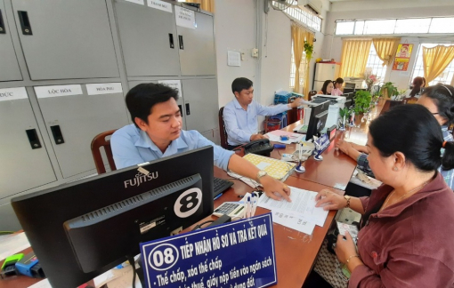 TPHCM đính chính thông tin gần 6.200 cán bộ, công chức, viên chức nghỉ việc trong 6 tháng