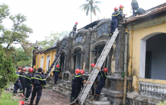 Đang cháy lớn ở Bảo tàng Lịch sử cách mạng Thừa Thiên-Huế