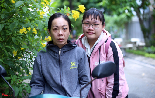 "Ước mơ của con là được lo cho ba mẹ"