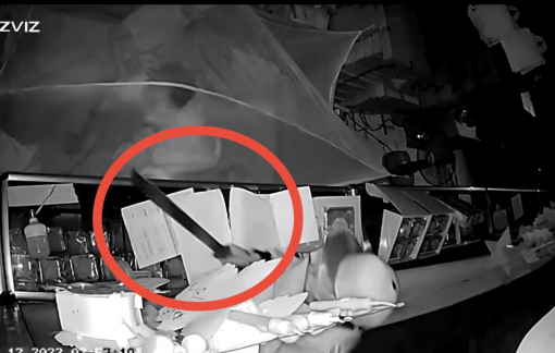 Khởi tố vụ nhóm thanh niên vác đao đi cướp bánh trung thu ở Bình Dương