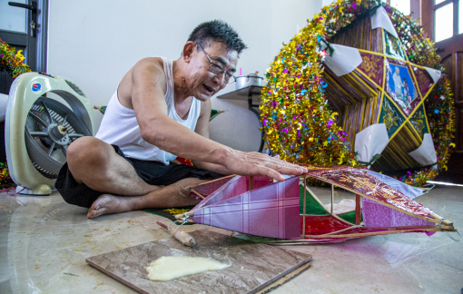 Làng đèn ông sao lớn nhất miền Bắc tất bật dịp Trung thu