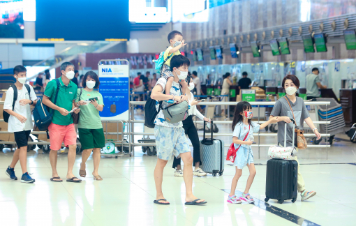 Lượng hành khách qua sân bay Nội Bài tăng khoảng 20% dịp nghỉ lễ 2/9