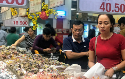 Tổng mức bán lẻ hàng hóa và doanh thu dịch vụ tiêu dùng của TPHCM tăng mạnh