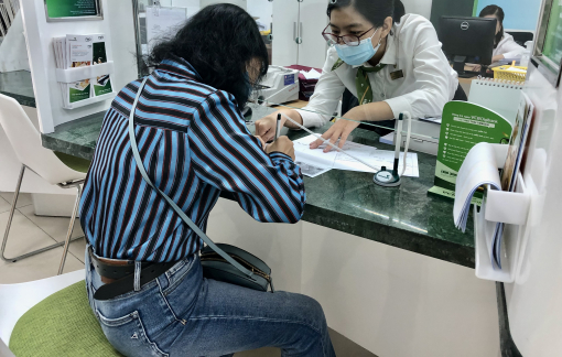 Lãi gửi tiền tiết kiệm lên 8,8%/năm