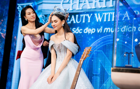 BTC "Hoa hậu Thế giới Việt Nam" bị chỉ trích vì vụ bán đấu giá vương miện 3 tỷ