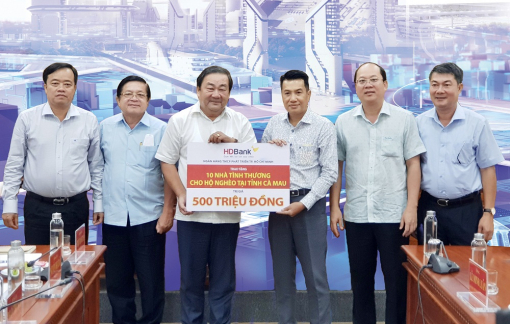 HDBank tiếp tục trao tặng 10 căn nhà tình thương cho tỉnh Cà Mau