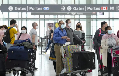 Canada bỏ khai tiêm chủng khi nhập cảnh, Thái Lan loại COVID-19 khỏi danh sách bệnh bị cấm