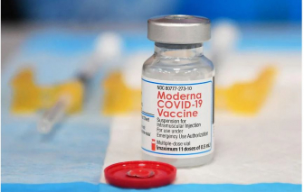 Nhiều quốc gia tiêu hủy vắc xin COVID-19 hết hạn