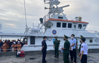 14 thuyền viên tàu China Board 1 gặp nạn trên vùng biển Thừa Thiên - Huế