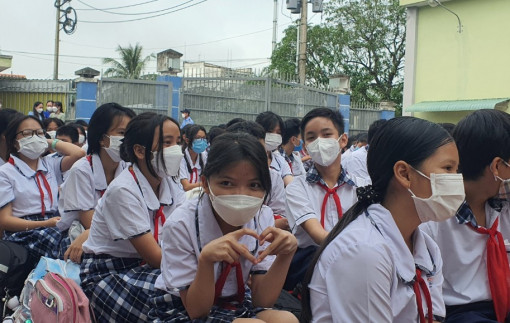 Giúp trẻ vị thành niên khỏe, đẹp, thanh lịch và phát triển an toàn