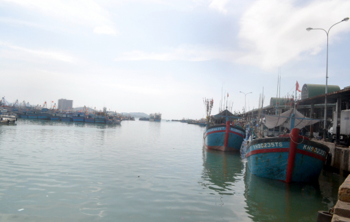 Khánh Hòa cấm biển từ 14g ngày 27/9