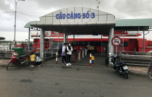 Tạm dừng tàu cao tốc ra đảo Phú Quốc do ảnh hưởng bão