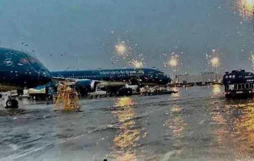 Các chuyến bay đi/đến miền Trung nối lại từ 28/9