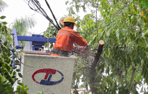 Nhiều tỉnh miền Trung -Tây Nguyên chưa khôi phục cấp điện