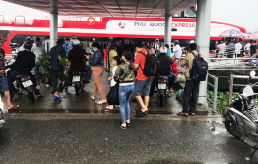 Kiên Giang: Tàu, phà ra đảo Phú Quốc hoạt động trở lại