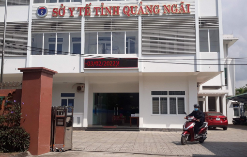 Vụ Sở Y tế "giam" bằng tốt nghiệp của bác sĩ: Pháp luật cho phép không?