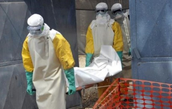 Một bác sĩ ở Uganda tử vong do nhiễm Ebola