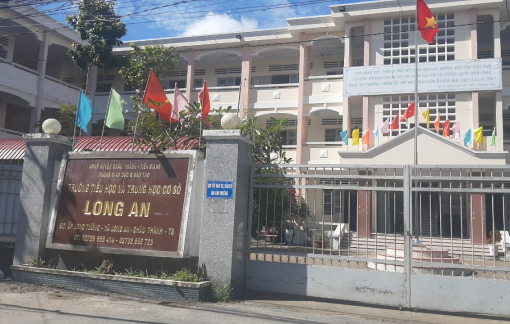 Vụ bán sách tài trợ: Sẽ chấn chỉnh trong toàn tỉnh