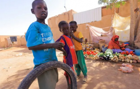 7 triệu trẻ không đến trường, lớp học có đến 140 học sinh, Sudan đối mặt với "thảm họa thế hệ"