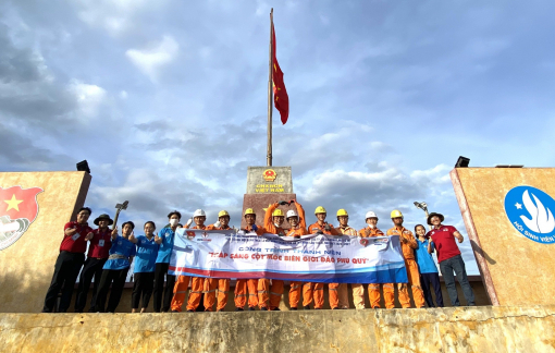 Đoàn thanh niên EVNHCMC: Đong đầy cảm xúc Kỳ nghỉ hồng
