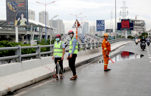 Không loại trừ khả năng thay nhịp chính cầu vượt Nguyễn Hữu Cảnh
