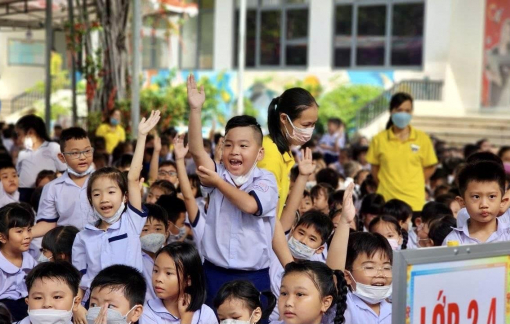 TPHCM nghiêm cấm lợi dụng danh nghĩa phụ huynh để thu ngoài quy định