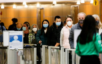 Mỹ siết chặt kiểm tra khách du lịch vì e ngại dịch Ebola
