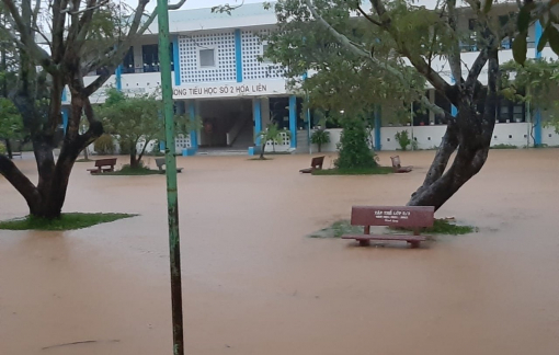 Ngập lụt do mưa lớn, 29 trường tại Đà Nẵng cho học sinh nghỉ học