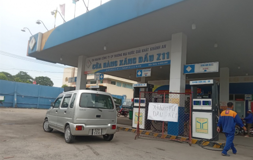 121 cửa hàng tại TPHCM hết xăng