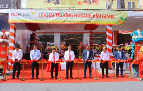 HDBank cùng Hậu Giang chinh phục khát vọng vươn mình mạnh mẽ