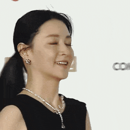 Lee Young Ae 'đánh bay' hoài nghi về nhan sắc qua ảnh không photoshop
